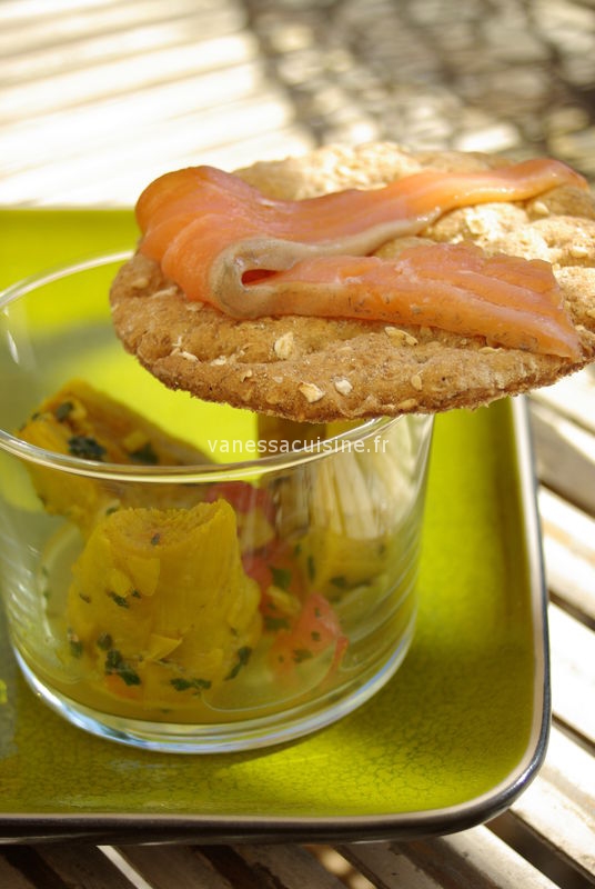 photo culinaire de Barigoule d'artichauts au curcuma, saumon en gravlaax