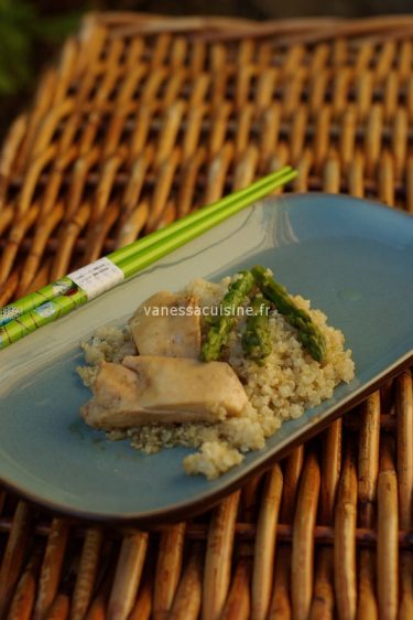 recette de poulet mariné au nuoc mam et tamari, quinoa et asperges