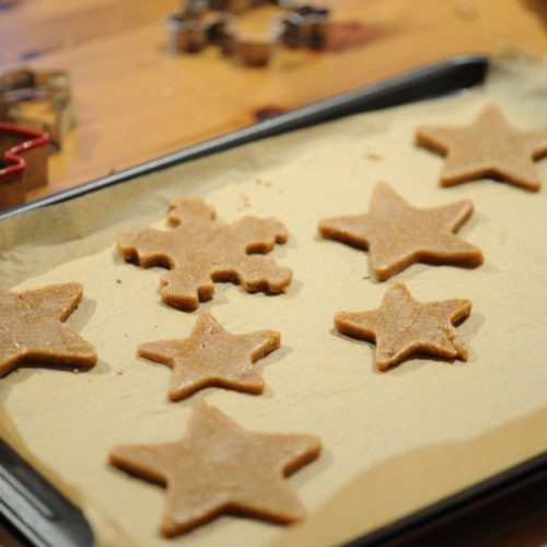 recette des étoiles à la cannelle et épices de Noël