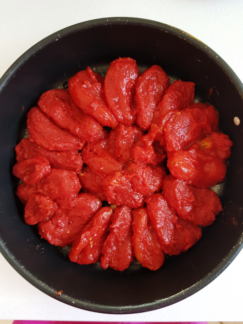 photo d'une étape pour faire la tarte tatin aux tomates