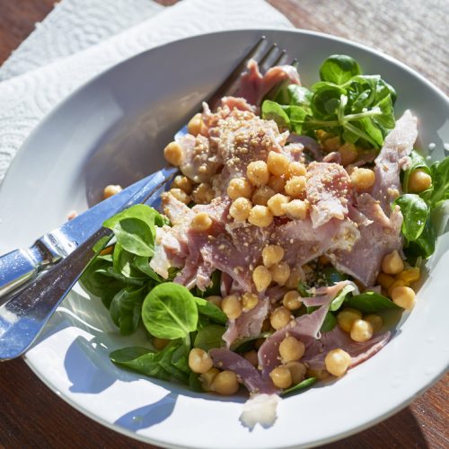 recette de Salade de mâche, jambon et pois chiche