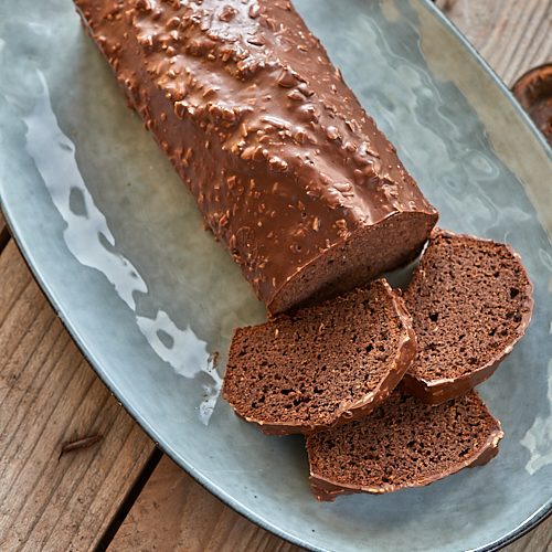 recette de Cake au chocolat glaçage rocher
