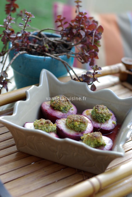recette de Nectarines rôties coeur de pistaches