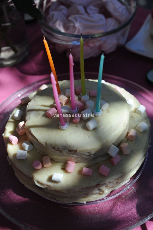 photo culinaire de Gâteau d'anniversaire au chocolat blanc