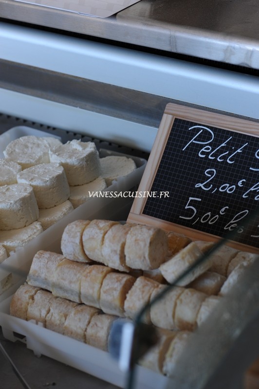fromages chevre Marché de la vallée rose