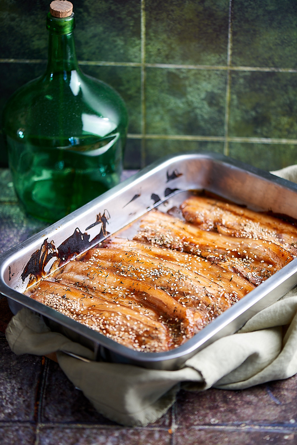photo culinaire de Poitrine de porc marinée et grillée au four